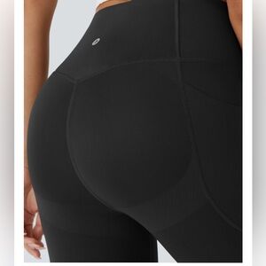 Halara UltraSculpt High Waisted Butt Lifting Tummy Control and Side Pockets.